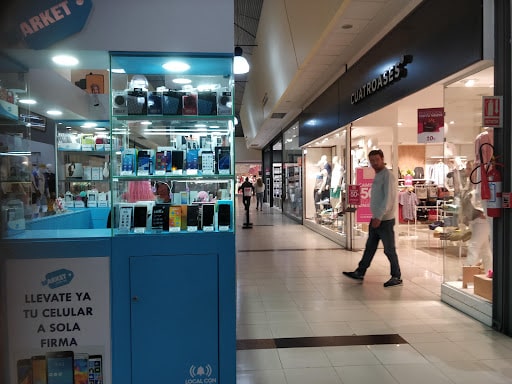 Colonia Shopping