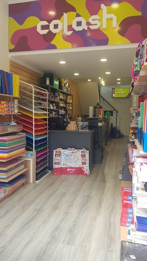 Colash - Papelería y juguetería
